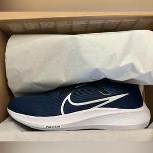Nike Pegasus 40 - NWT - 11.5 Running Shoe